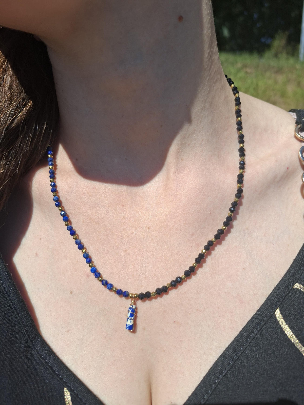 Naszyjnik: Lapis Lazuli, Onyks, Hematyt złoty